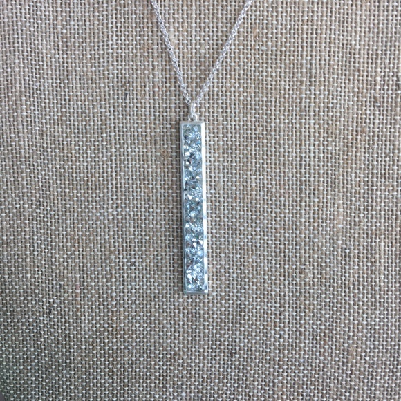 Silvertone crushed stone silver bar necklace - Picture 4 of 7
